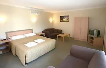 Broadwater Motel 黄金海岸 3*,